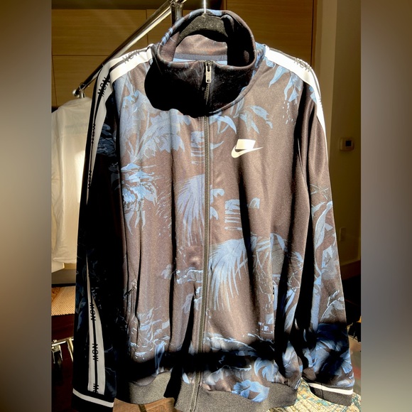 Men’s Nike XL